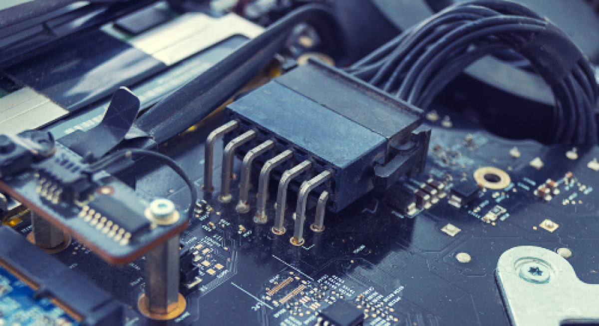 Modular pet device components