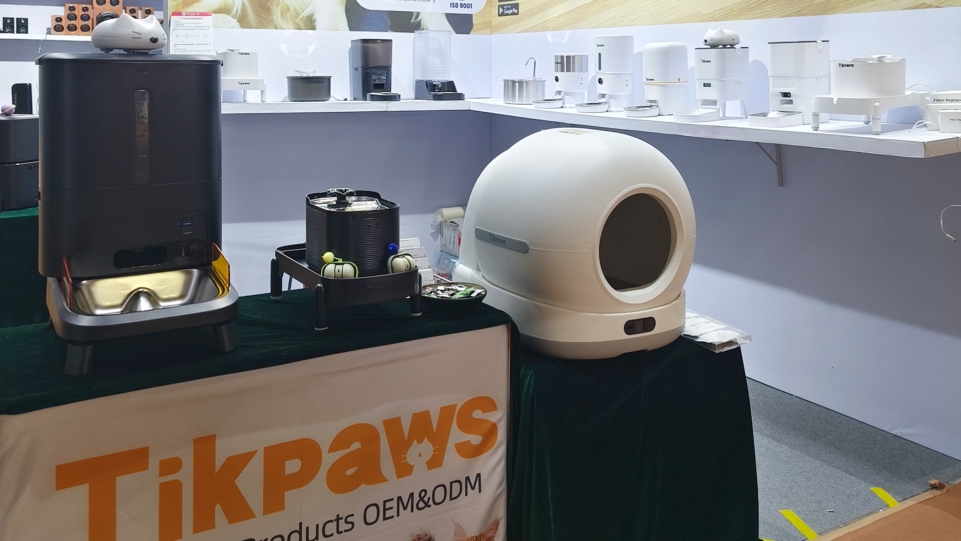 Canton Fair Guangzhou - Tikpaws product demonstration